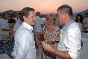 Dubrovnik, 18, srpnja 2010. - Niko Bulić, predsjednik HTZ-a u društvu predstavnika vlasnika prvoga hrvatskog broda za kongresni turizam